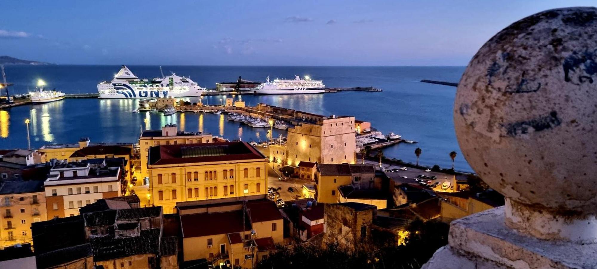 Casa Vacanza Nonna Nena 포르토 엠페도클레 외부 사진
